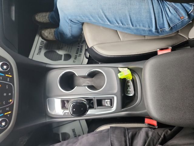 Used 2020 Chevrolet Equinox LT image 30