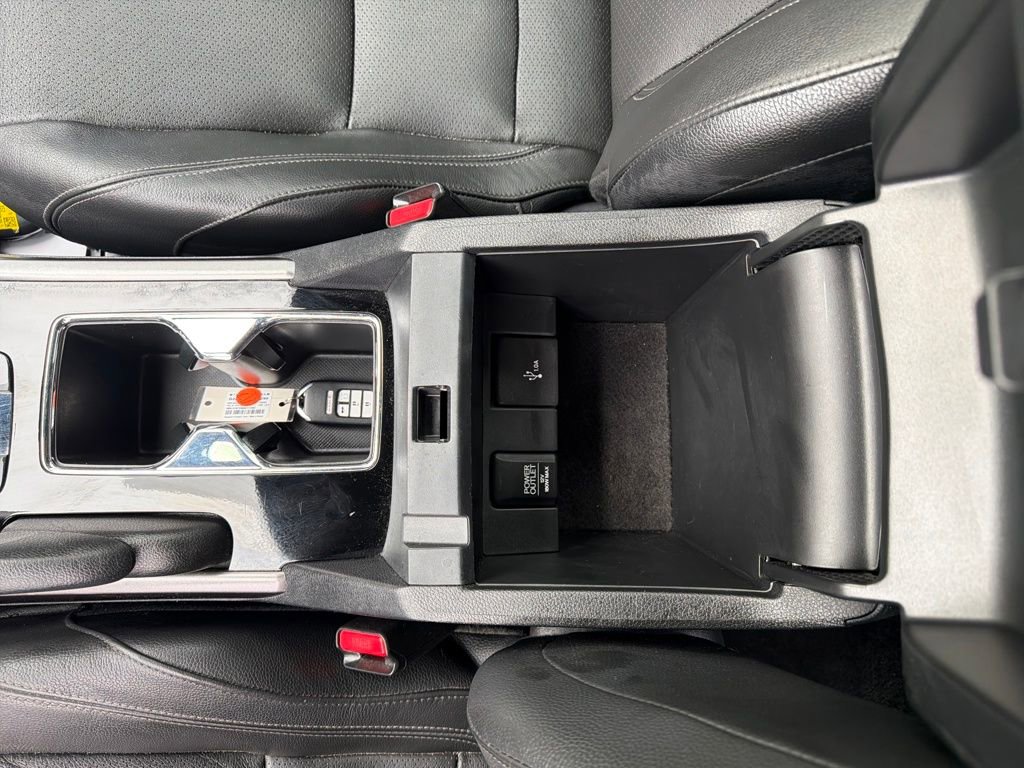 Used 2016 Honda Accord Touring image 19