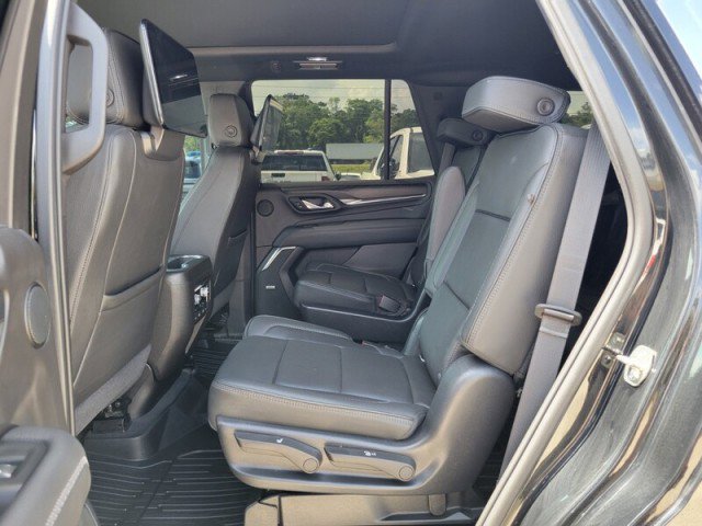 Used 2021 GMC Yukon Denali w/ Denali Ultimate Package image 32