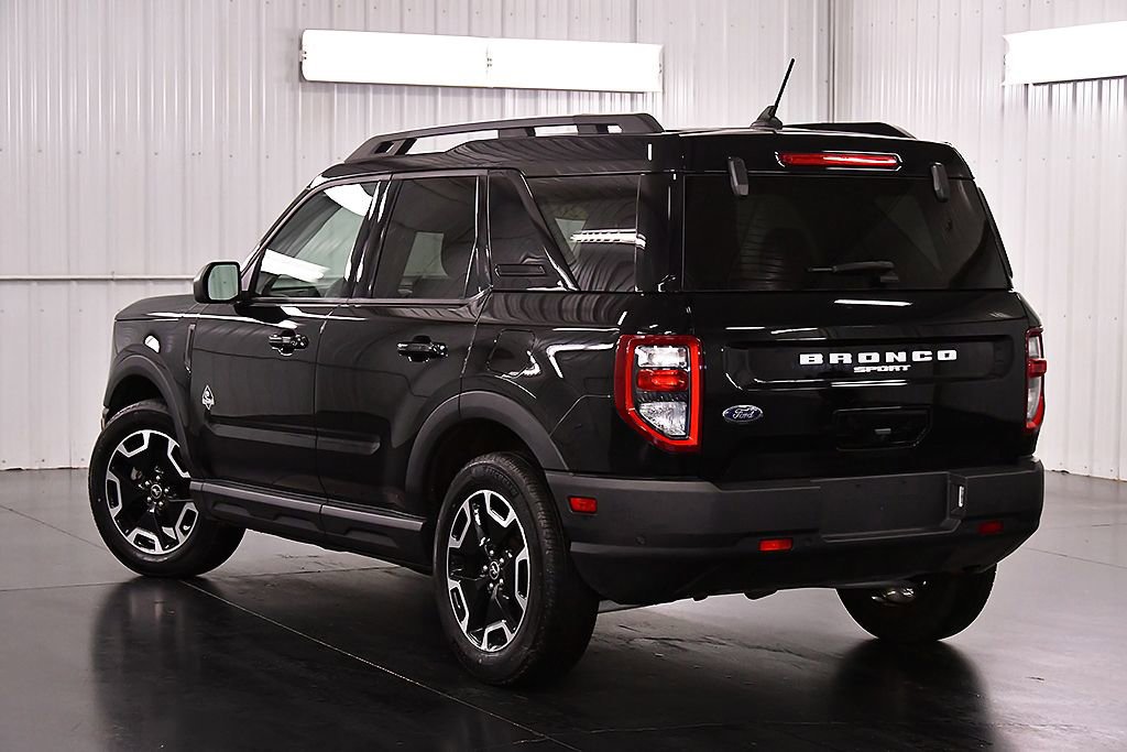 Used 2023 Ford Bronco Sport Outer Banks AWD/4WD image 5