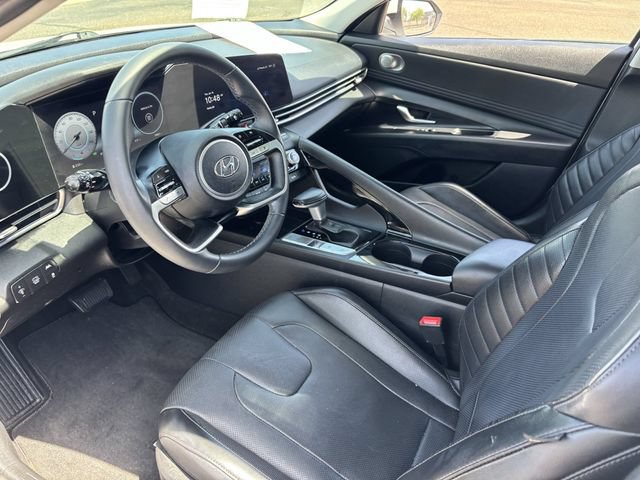 Used 2023 Hyundai Elantra Limited FWD image 19