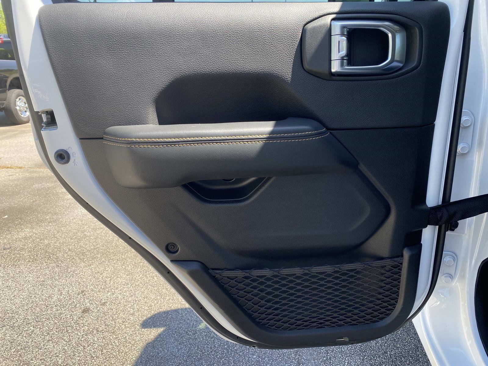 Used 2024 Jeep Wrangler Unlimited Sahara w/ Dual Top Group AWD/4WD image 16