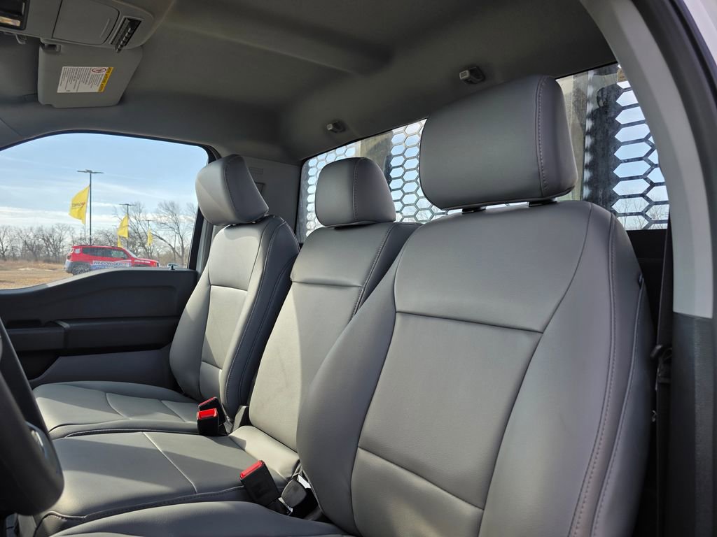 New 2026 Ford F600 4x4 Regular Cab Super Duty w/ XL Chrome Package image 20