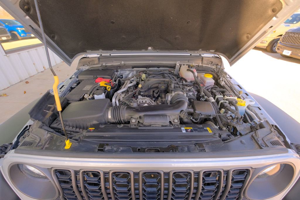 Used 2024 Jeep Wrangler Sport image 28