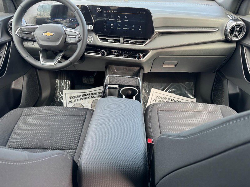 Used 2025 Chevrolet Equinox LT image 11