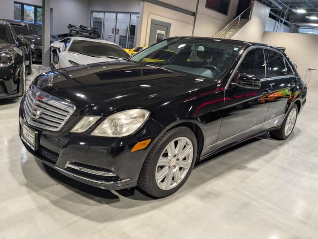 Used 2013 Mercedes-Benz E 350 BlueTEC Sedan image 3