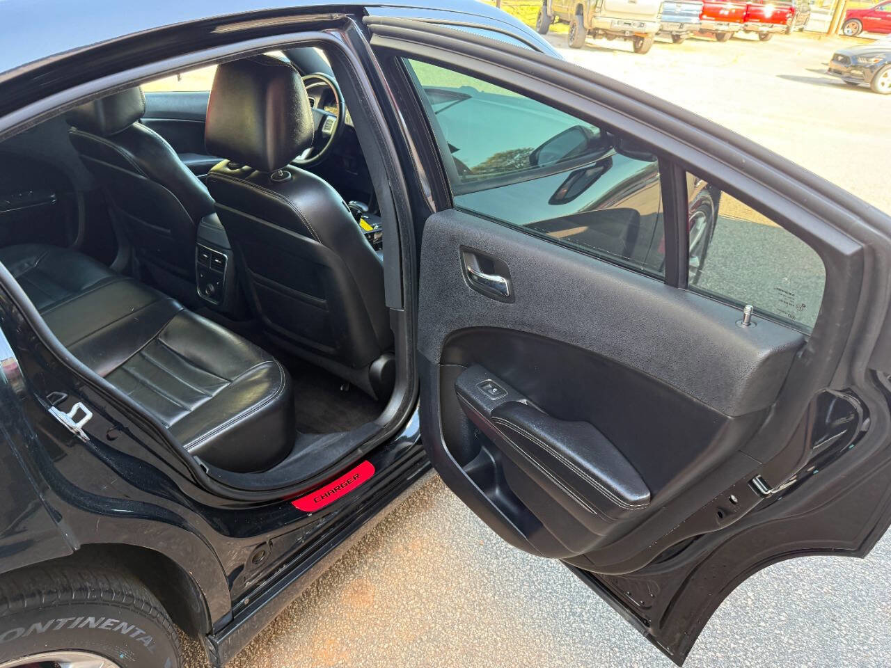 Used 2013 Dodge Charger SXT Plus AWD/4WD image 15