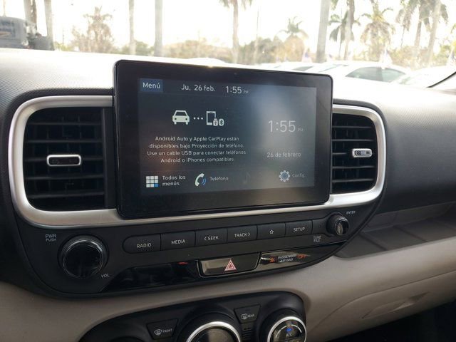 Used 2020 Hyundai Venue SEL image 21