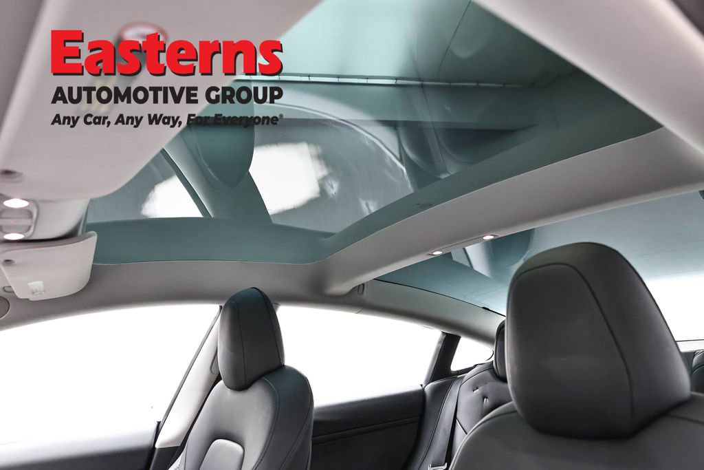Used 2023 Tesla Model 3 Standard Range image 29