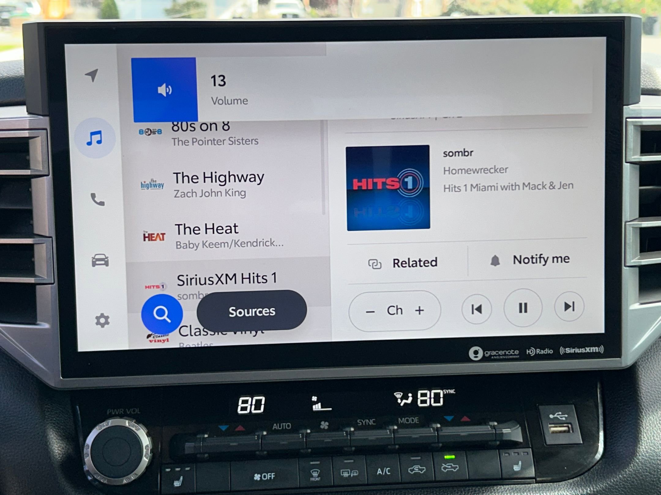 Used 2022 Toyota Tundra SR5 w/ Advanced Technology Package AWD/4WD image 20