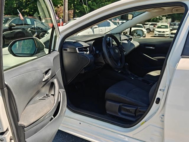 Used 2020 Toyota Corolla LE FWD image 11