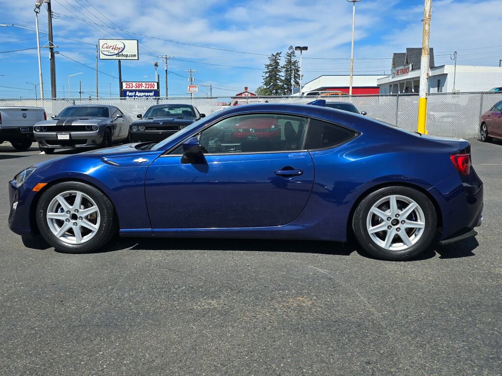 Used 2016 Scion FR-S RWD image 9