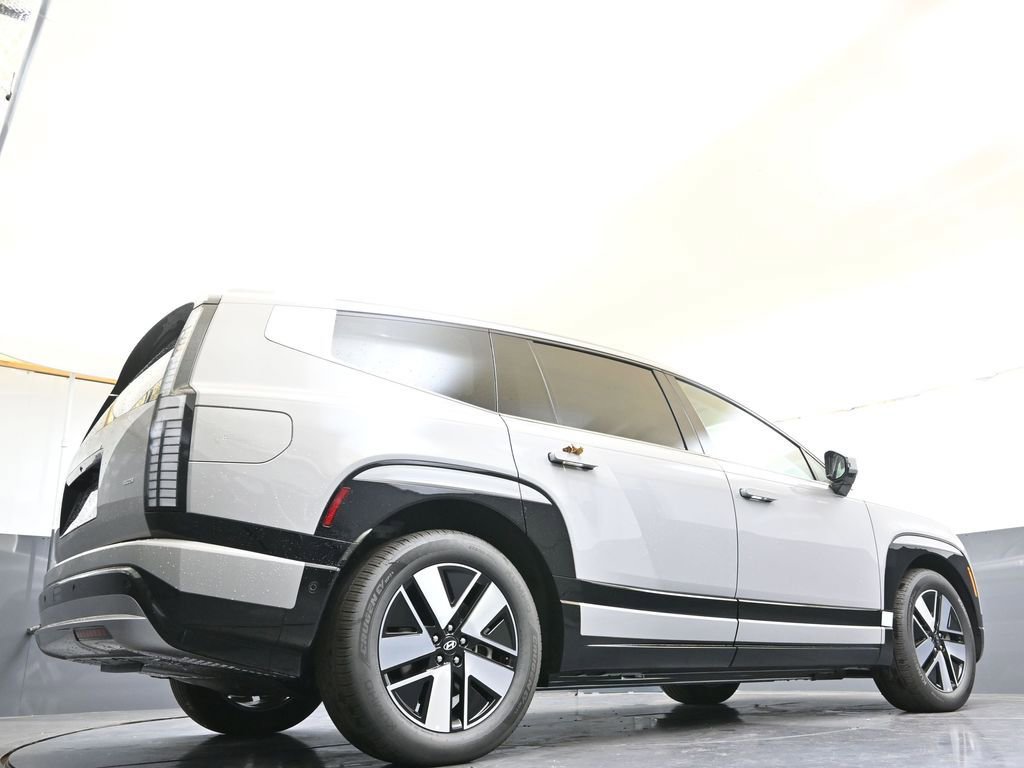 New 2026 Hyundai Ioniq 9 SEL image 40