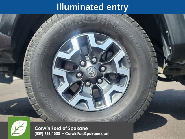 Used 2017 Toyota Tacoma TRD Off-Road image 9