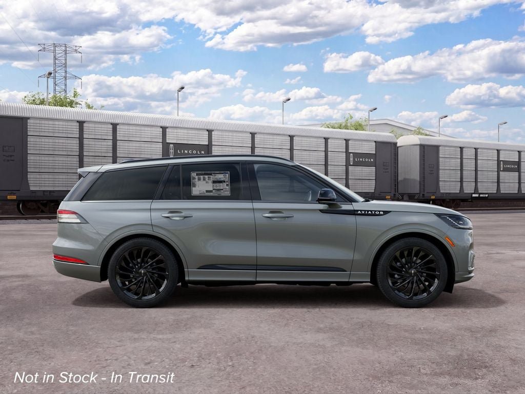 New 2027 Lincoln Aviator Reserve w/ Luxury Package RWD image 5