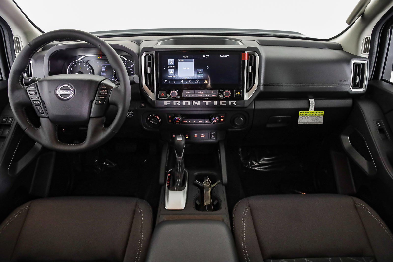 New 2025 Nissan Frontier SV w/ SV Convenience Package image 18
