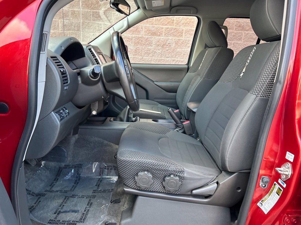 Used 2018 Nissan Frontier PRO-4X AWD/4WD image 14