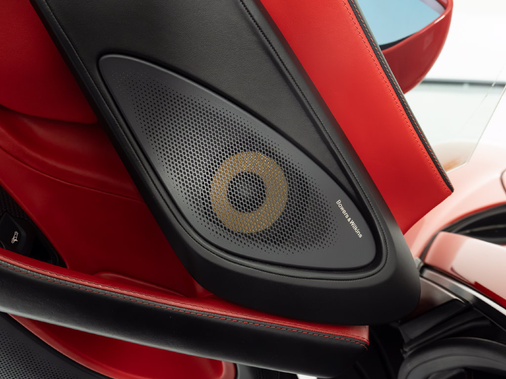 Used 2017 McLaren 570S RWD image 12