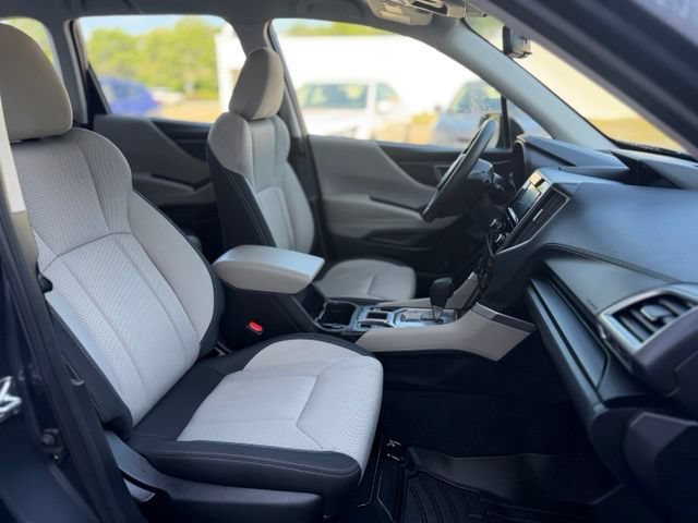 Used 2023 Subaru Forester AWD/4WD image 23