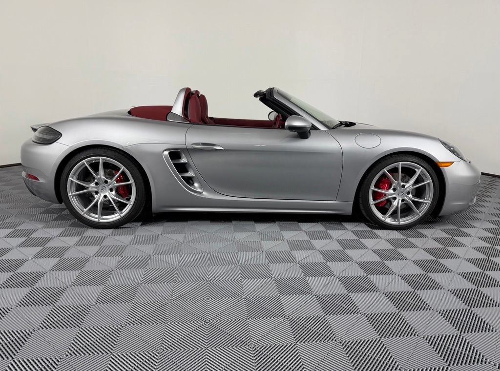 Certified 2025 Porsche 718 Boxster S RWD image 12