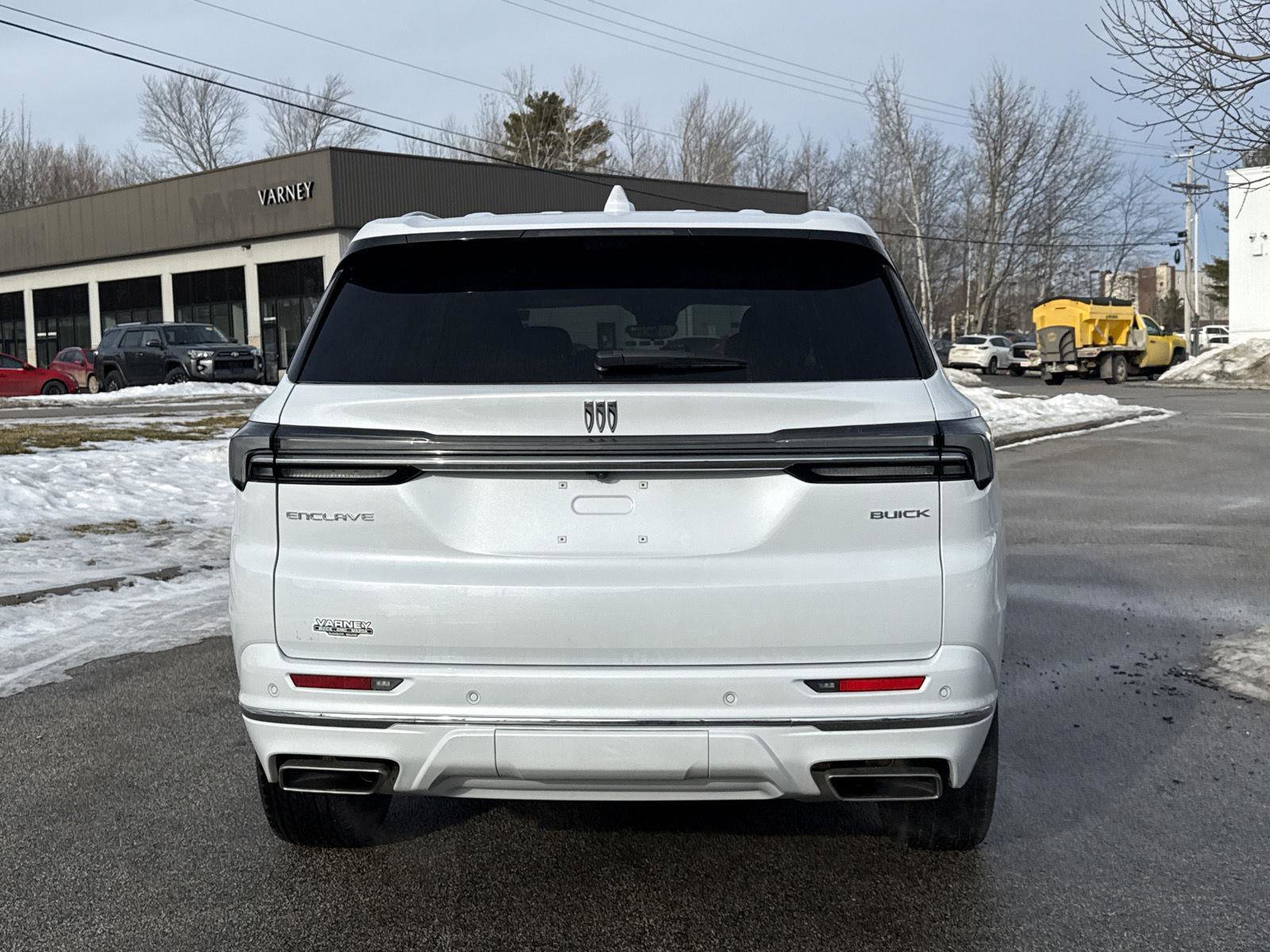 New 2026 Buick Enclave Avenir image 5