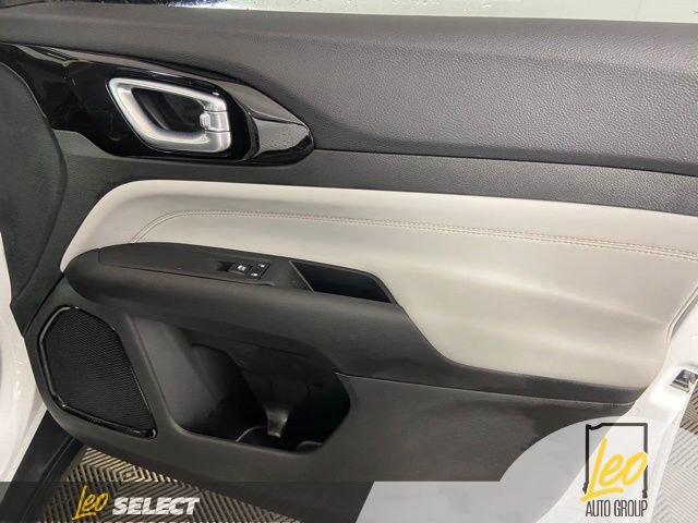 Used 2023 Jeep Compass Limited AWD/4WD image 12