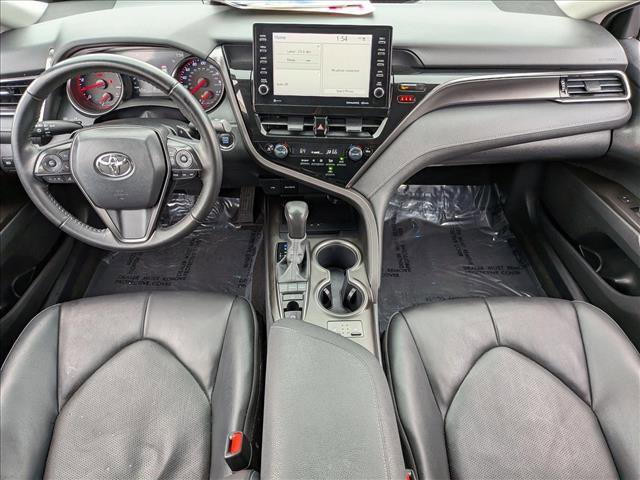 Used 2022 Toyota Camry XSE FWD image 14