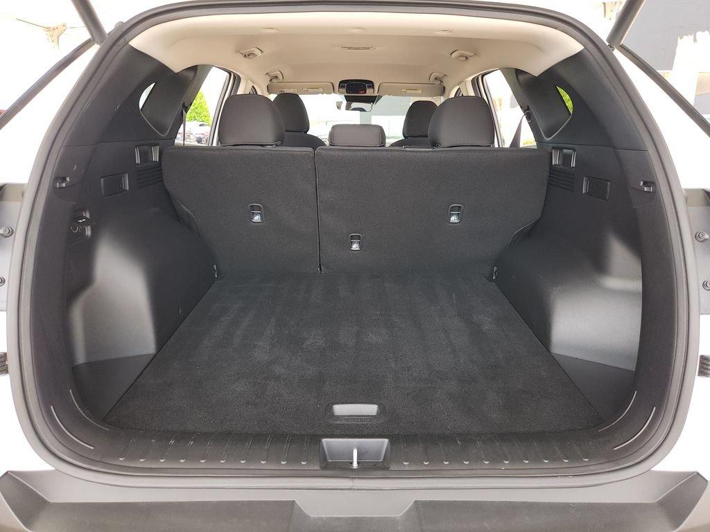 Used 2026 Hyundai Tucson SEL FWD image 14
