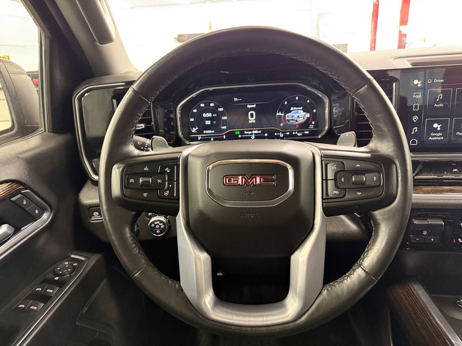 Used 2022 GMC Sierra 1500 Elevation AWD/4WD image 16