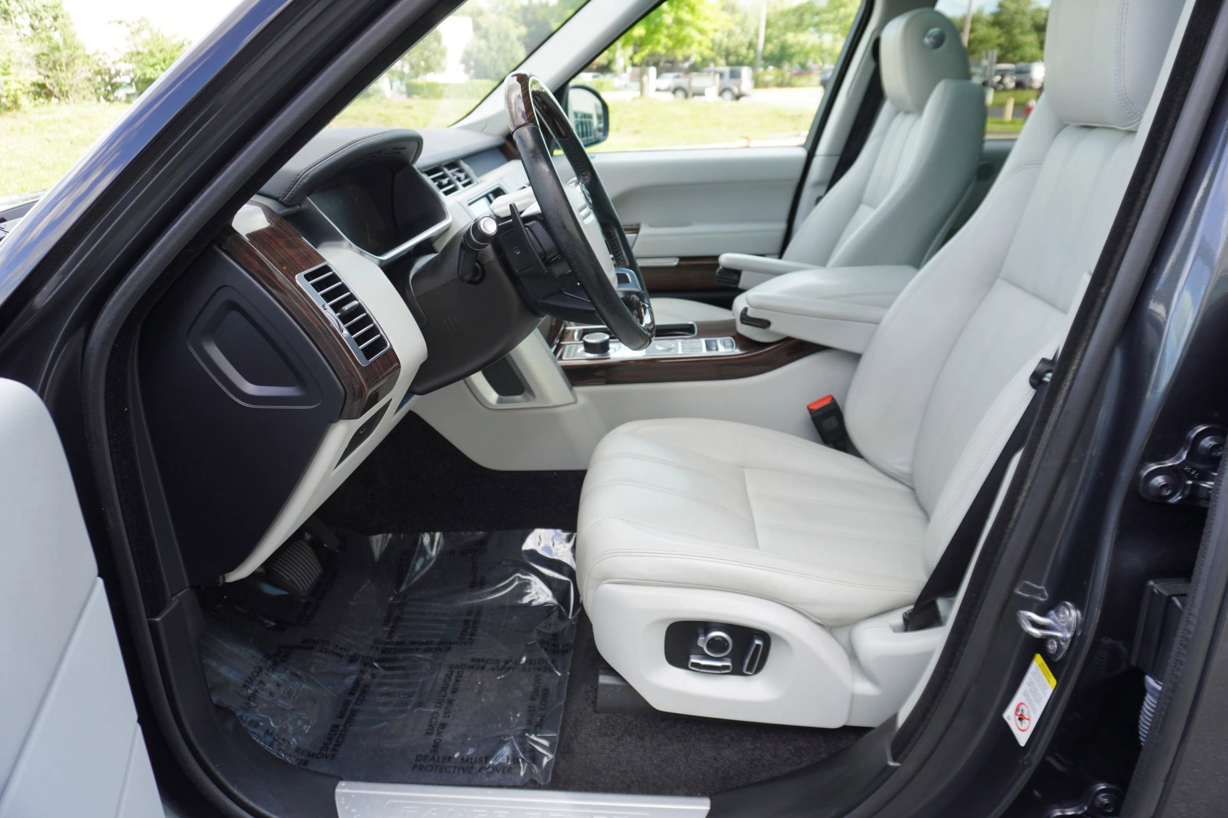 Used 2016 Land Rover Range Rover HSE AWD/4WD image 9