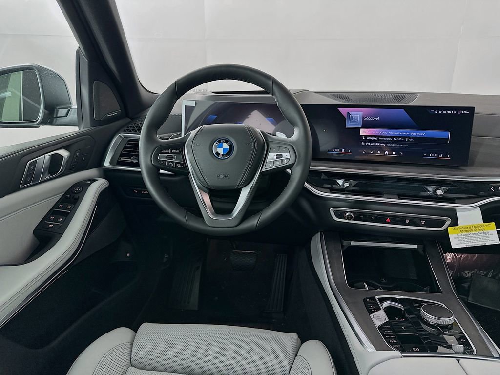 New 2026 BMW X5 xDrive50e w/ Premium Package image 30