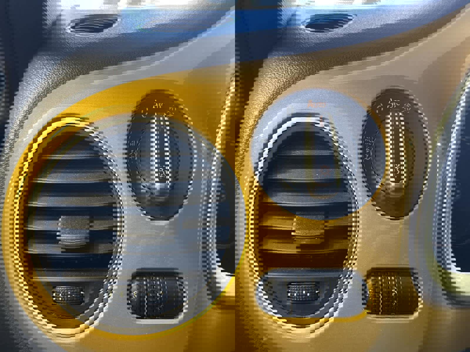 Used 2016 Volkswagen Beetle 1.8T Dune image 21