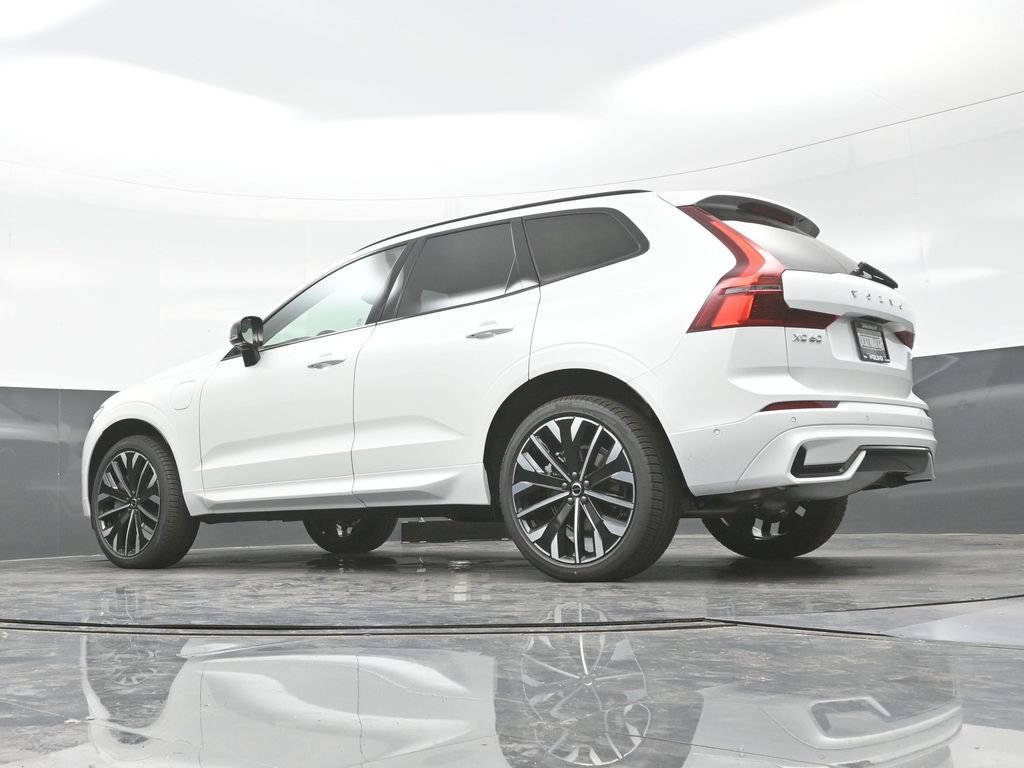 New 2026 Volvo XC60 T8 Ultra w/ Climate Package AWD/4WD image 27