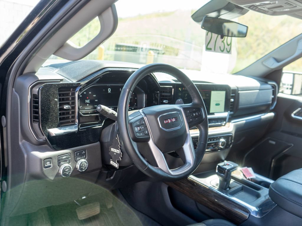 Certified 2025 GMC Sierra 1500 Elevation w/ Elevation Premium Package AWD/4WD image 15