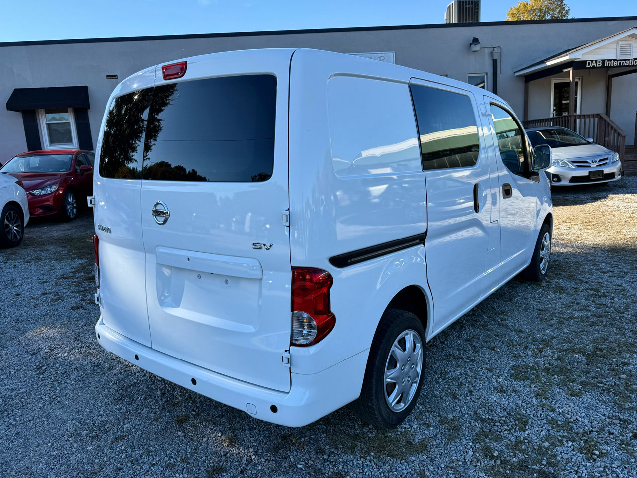 Used 2020 Nissan NV200 SV w/ Sliding Glass Door Package image 5