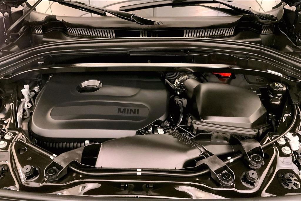 Certified 2025 MINI Cooper Countryman S image 9