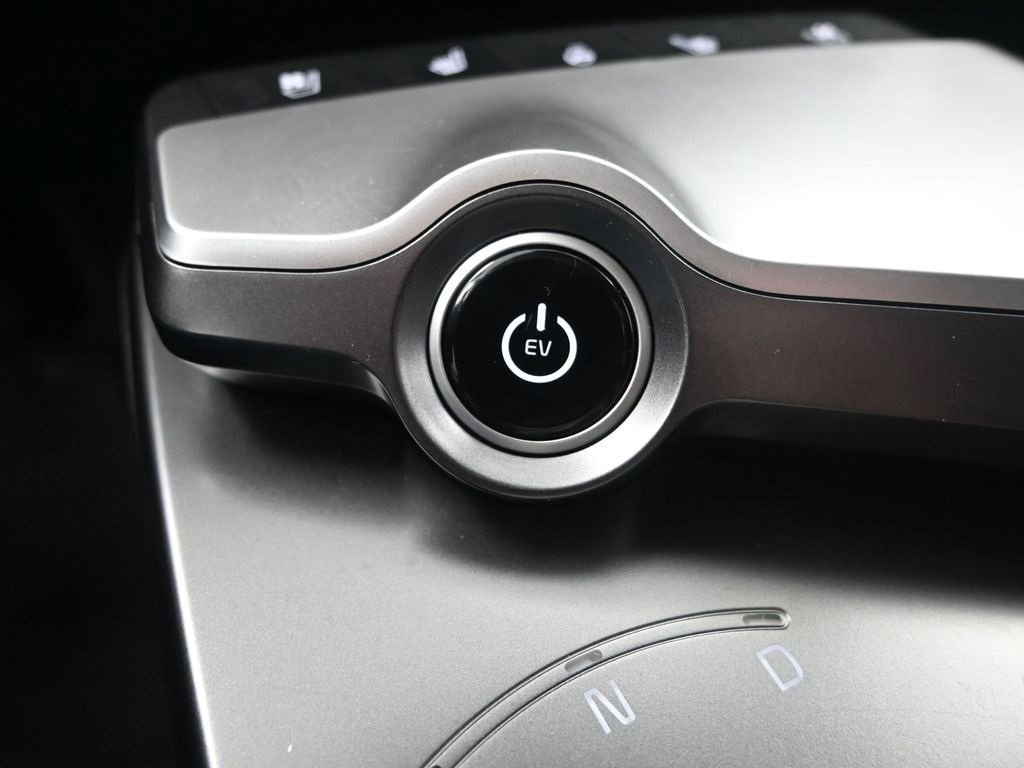 Certified 2022 Kia EV6 Wind w/ Wind Technology Package image 24