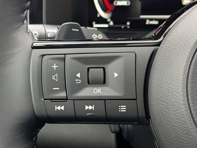 New 2025 Nissan Pathfinder Platinum w/ Black Appearance Package image 28