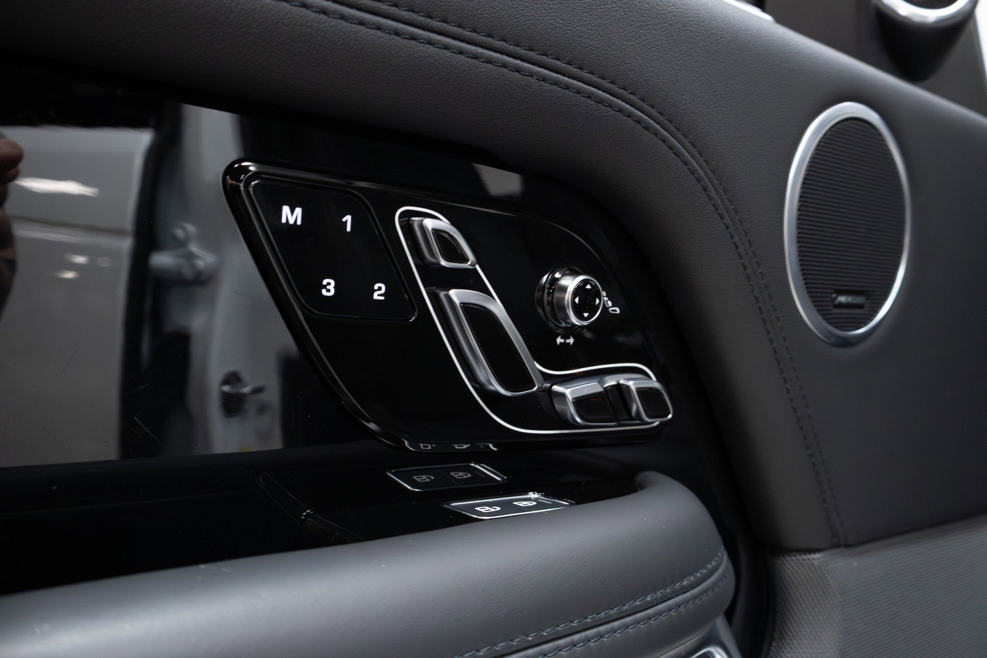 Used 2021 Land Rover Range Rover Westminster Edition image 60