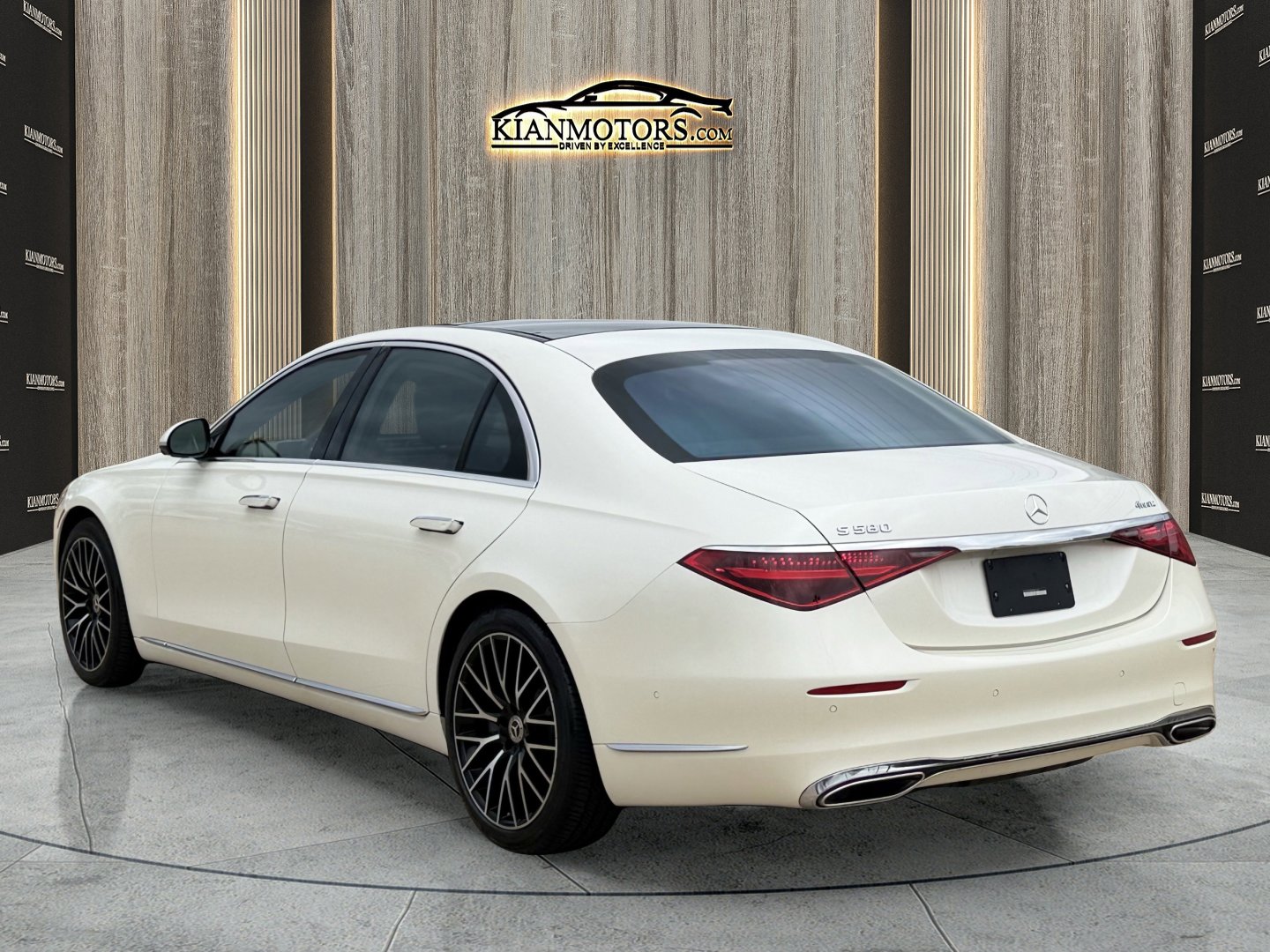 Used 2021 Mercedes-Benz S 580 4MATIC Sedan image 5