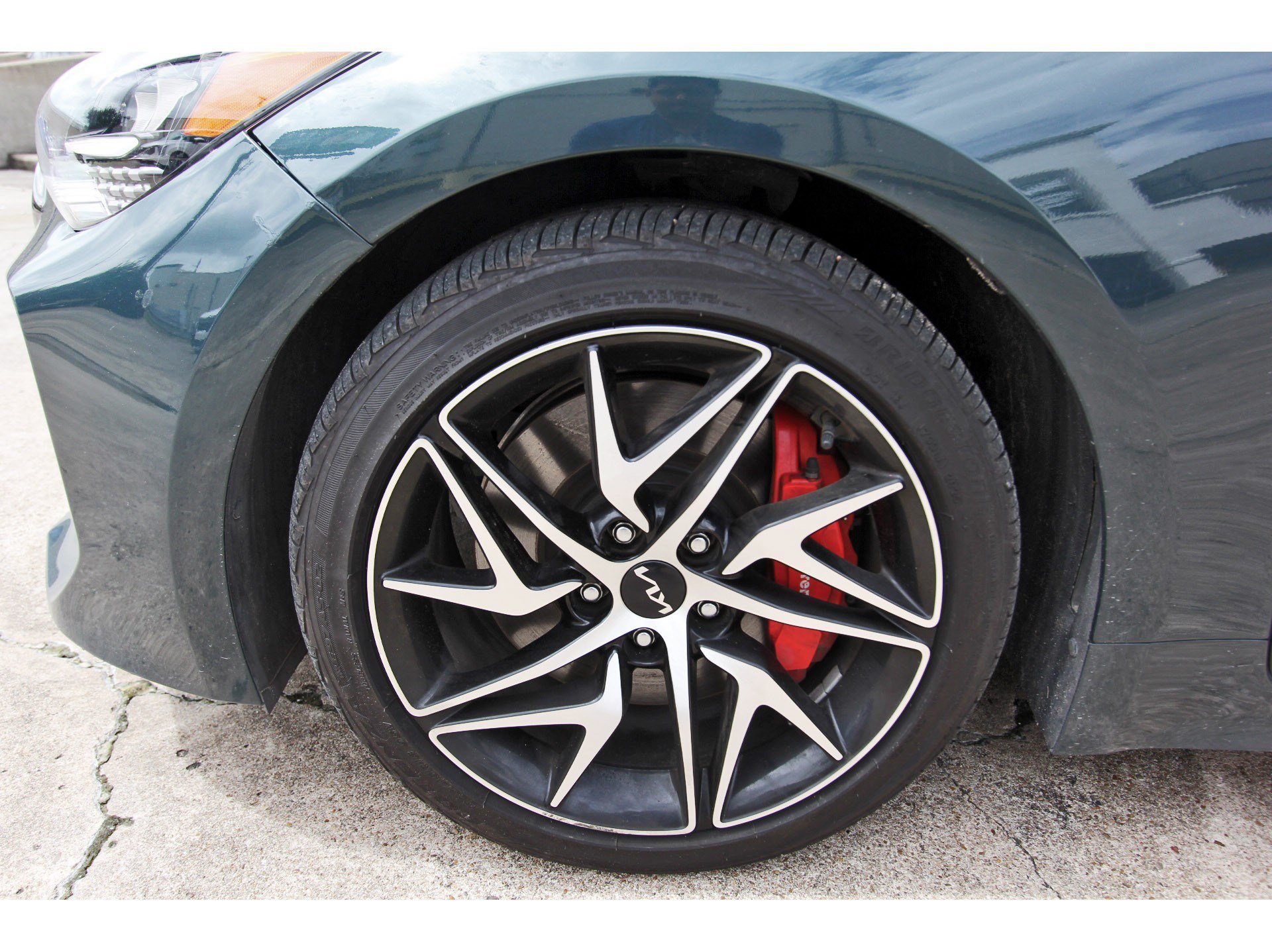 Certified 2023 Kia Stinger GT-Line w/ Sun & Sound Package AWD/4WD image 32