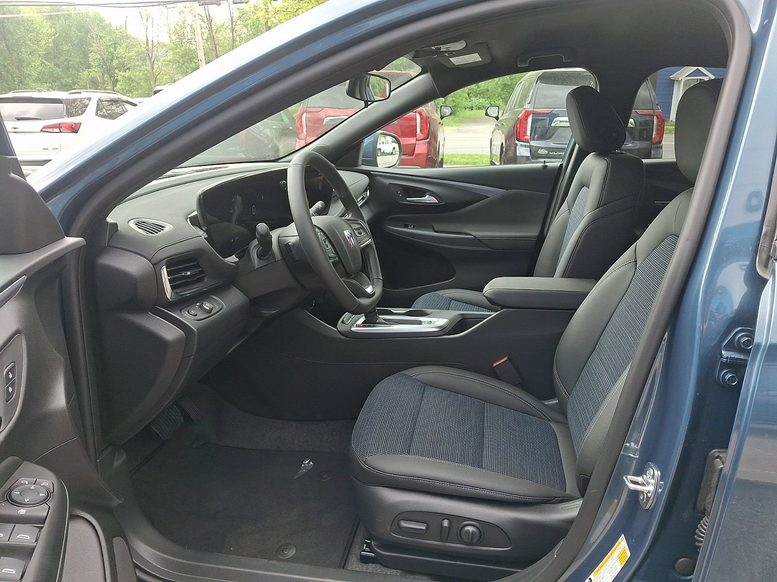New 2026 Buick Envista Preferred w/ Convenience I Package FWD image 13