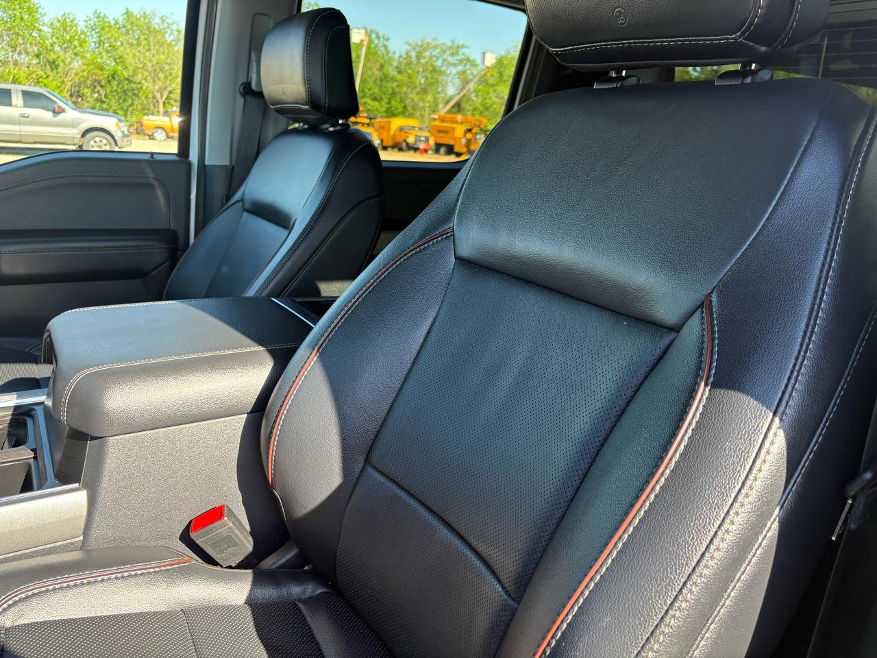 Used 2023 Ford F350 Lariat w/ Lariat Ultimate Package image 19