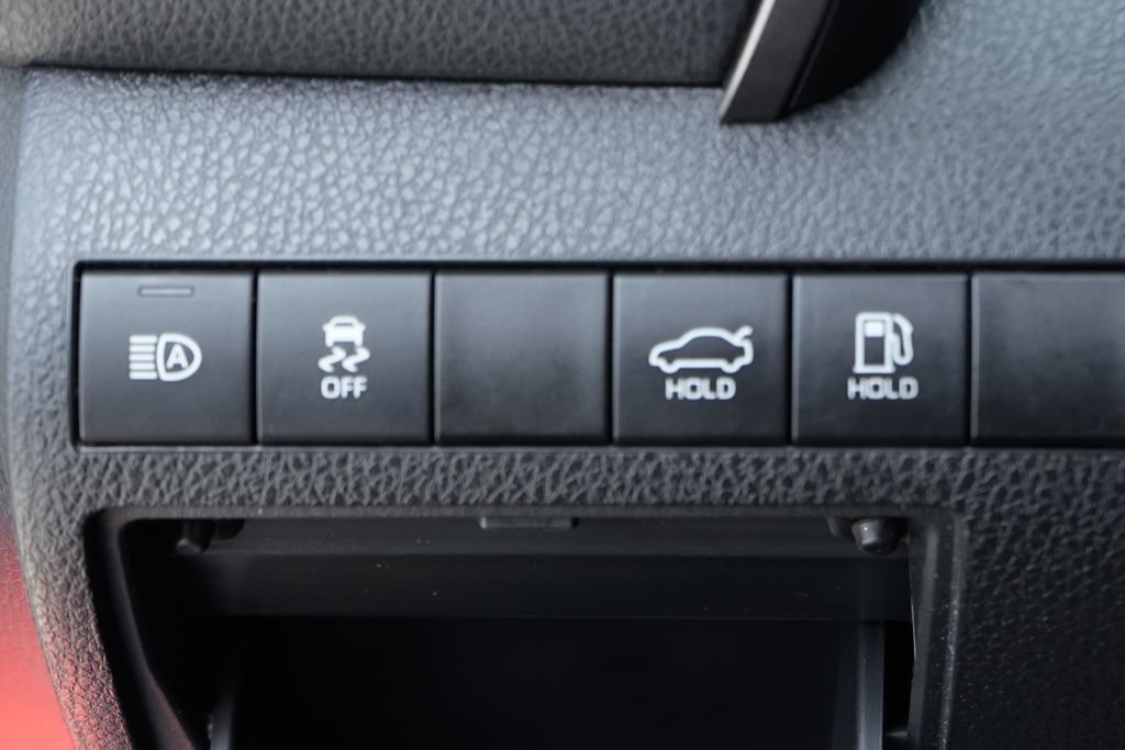 Used 2022 Toyota Camry SE w/ Convenience Package FWD image 20