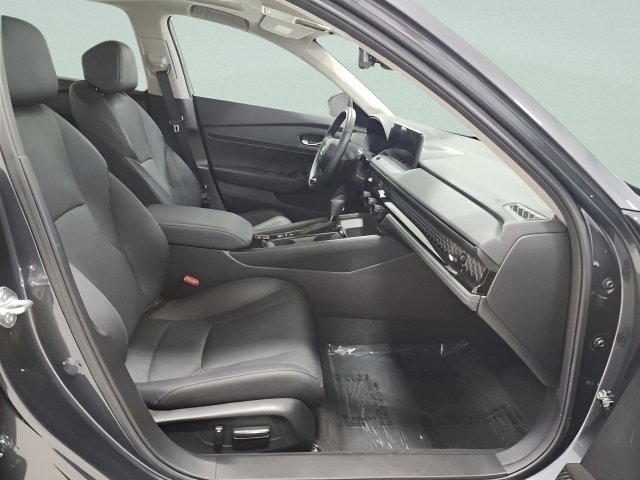 Certified 2025 Honda Accord EX-L image 16