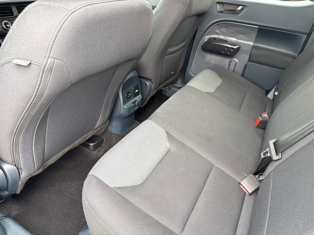 Used 2023 Ford Maverick XL image 14