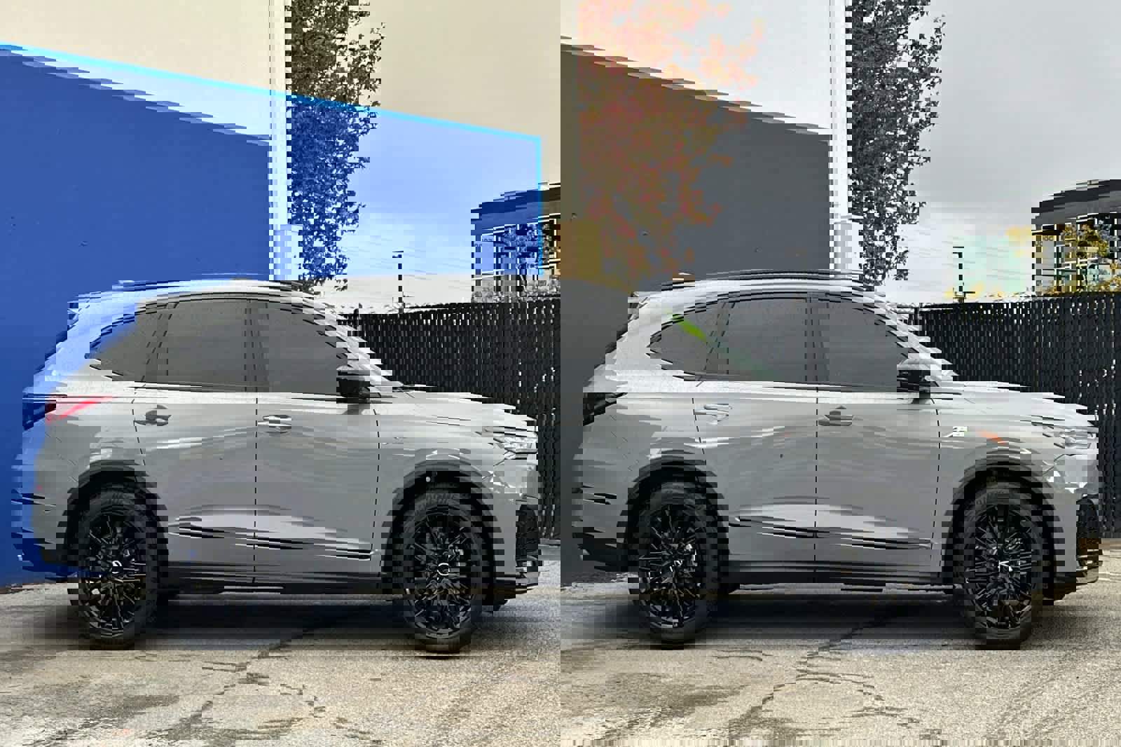 Certified 2025 Acura MDX A-Spec image 2