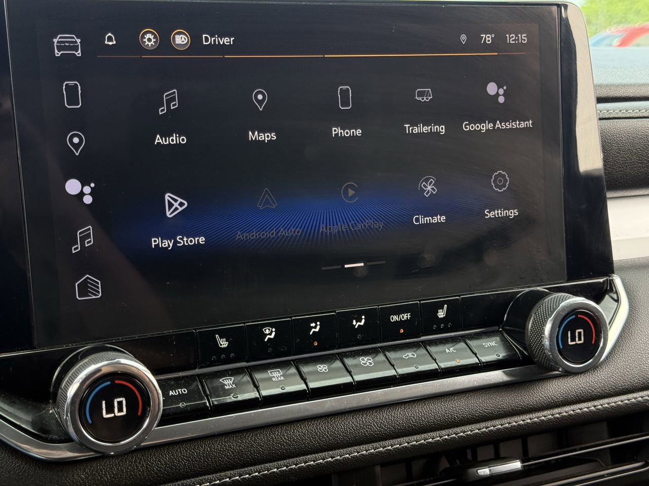 Used 2023 Chevrolet Colorado LT w/ LT Convenience Package II image 19