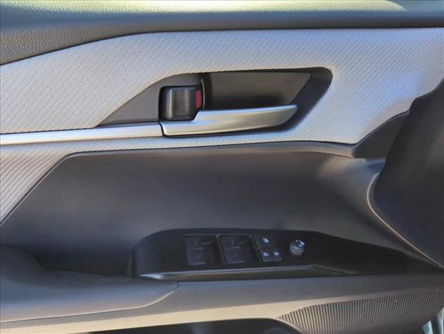 Certified 2025 Toyota Camry SE w/ Convenience Package FWD image 9