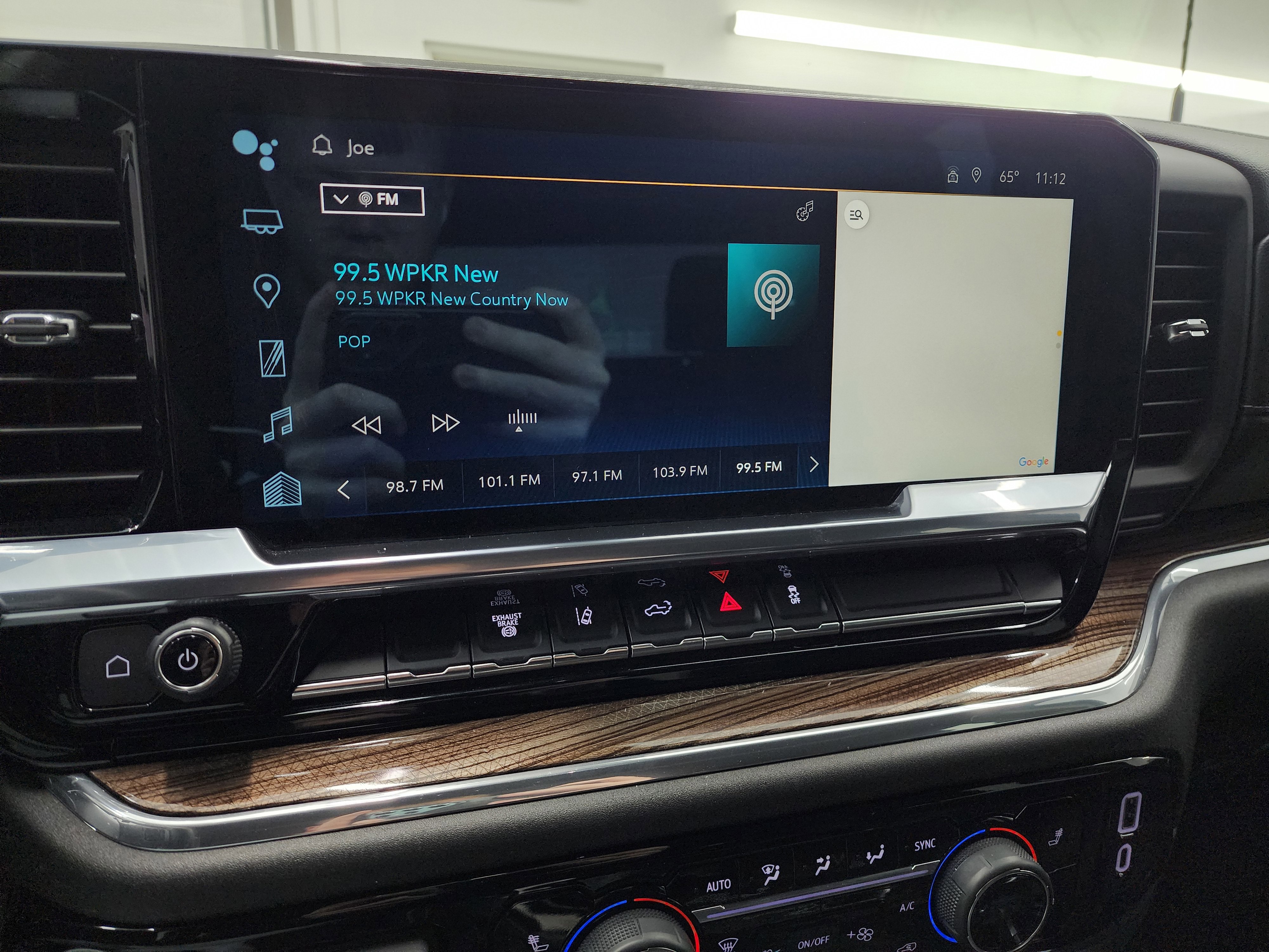 Used 2024 Chevrolet Silverado 3500 LT w/ Convenience Package image 12